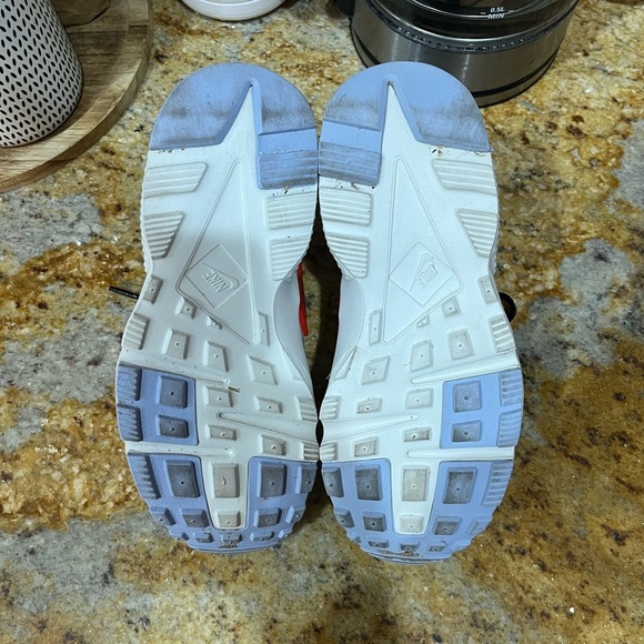 Nike Hurache size 4.5 - Picture 8 of 8